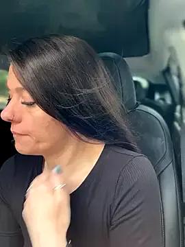 LadyLena1 — Can you make me cum before goal?