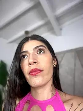 LadyZaraXXX on StripChat