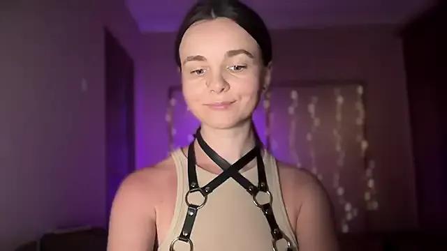 lanaloulou on StripChat 
