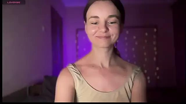 lanaloulou on StripChat 