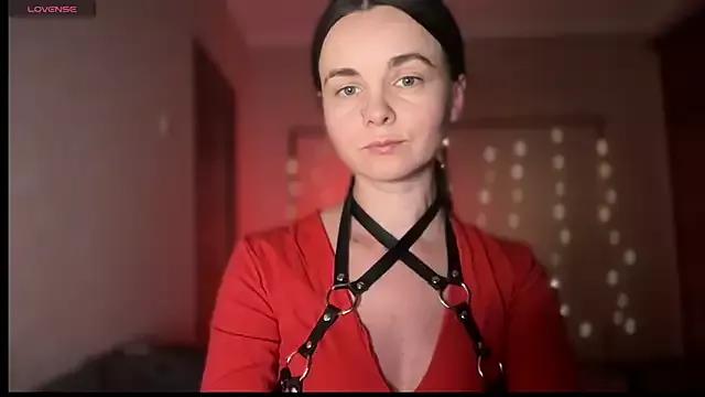 lanaloulou on StripChat 