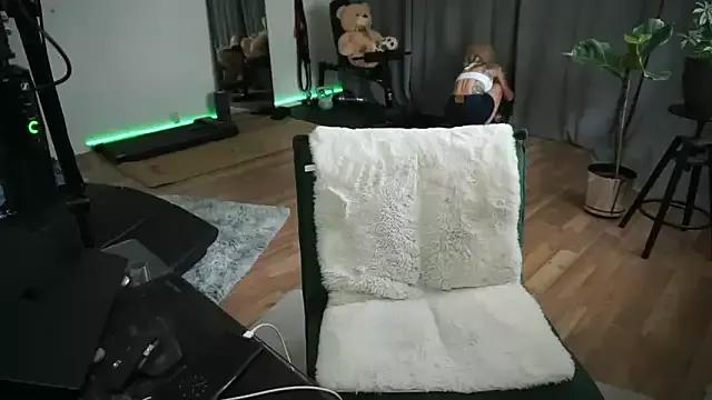 LaraPunkt on StripChat 