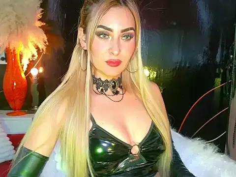 LatexRapture on StripChat