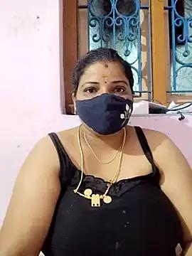 lathikaqueentamil on StripChat