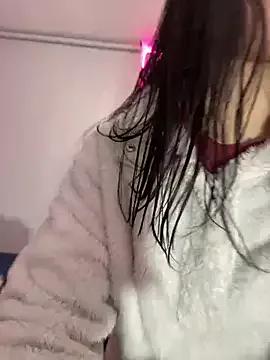 lauuraww on StripChat 