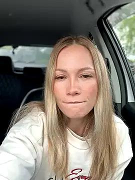 LavenderHot — 2 finger in pussy &cum