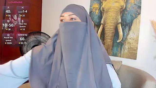 Layla_arabelle on StripChat 