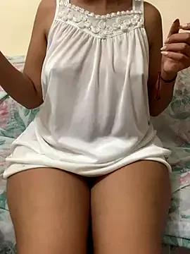 Layla_lolo on StripChat 