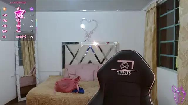 Laylafoxy_tay on StripChat 
