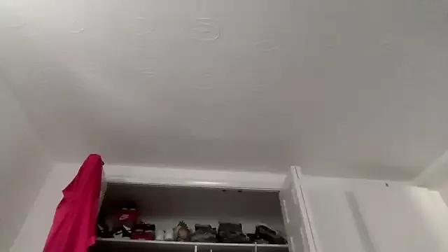 LaylaRainVIP on StripChat 