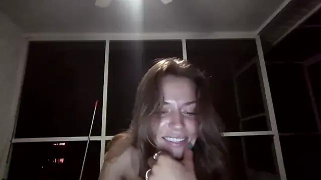 LaylaRainVIP on StripChat 