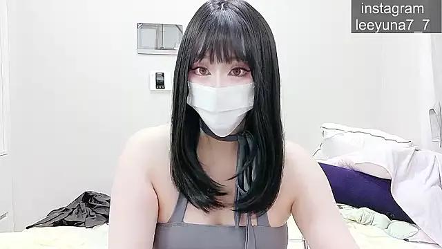 leeyuna7 on StripChat 
