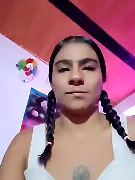 Leslly_ on StripChat 