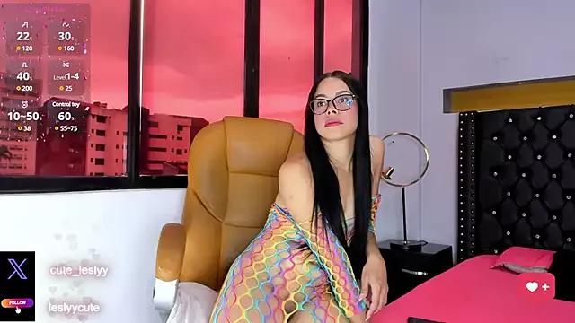 lesly_cutee on StripChat 