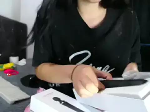 lessliee22_ on StripChat 