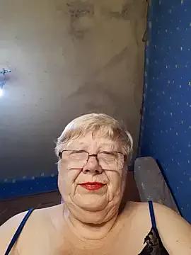 LettyMagdalen — Show boobs and pussy