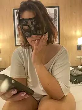 lexxie_tuga on StripChat 