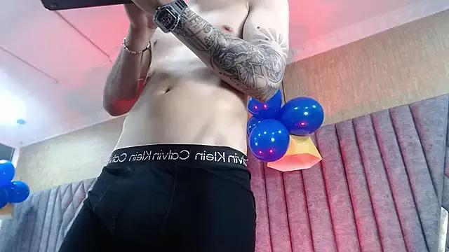 LiaamSmiith on StripChat 