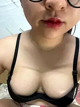 LillyPi06 on StripChat 