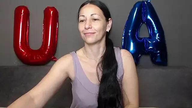 LiluGrants on StripChat 