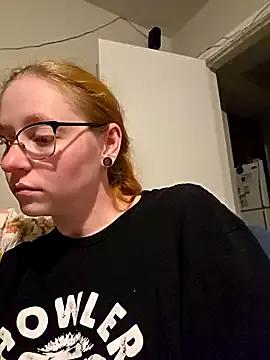 LilyFoxxx on StripChat 