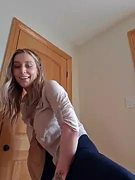 LilyOrion on StripChat 