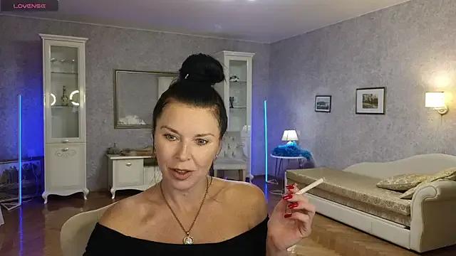 LinaJoy on StripChat
