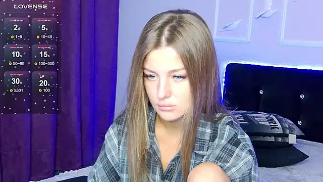 LindaBrilliant — strip slowely for full naked