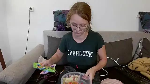 little-leni on StripChat