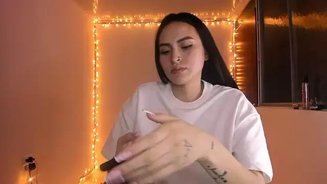 Little__Linda on StripChat 