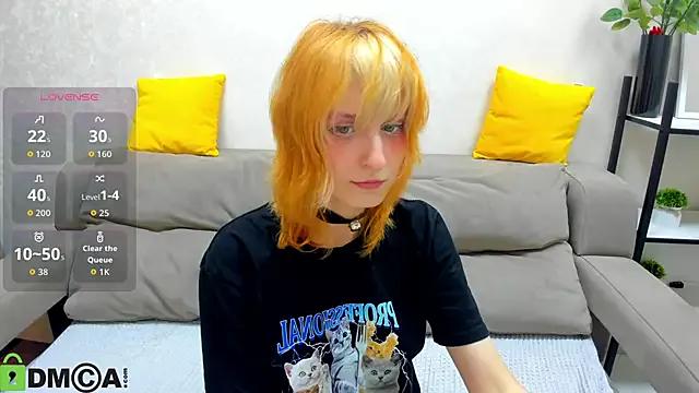 Little_Chips on StripChat 