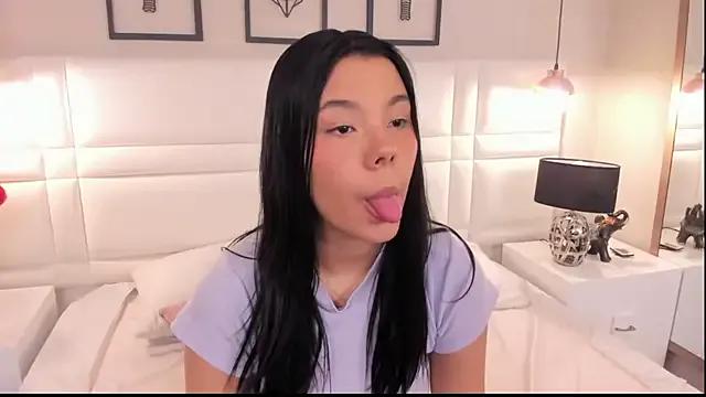 Little_Tokio on StripChat