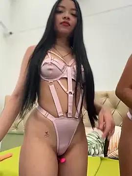 LittleTeaseXXX on StripChat 