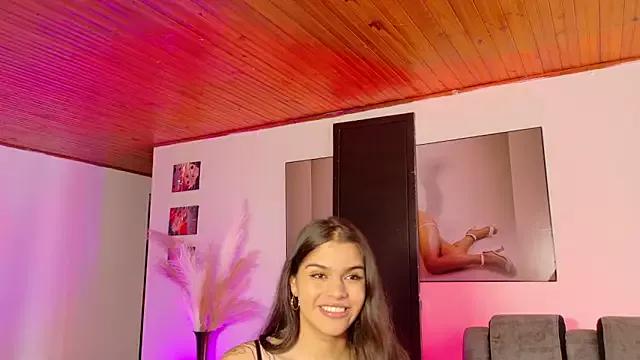 lizzywindsor on StripChat 