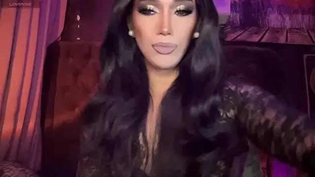 Lo_la_69 on StripChat 