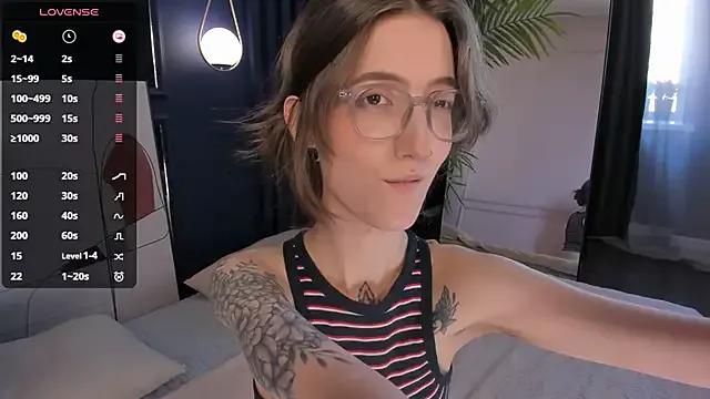 Lola_Missy on StripChat 