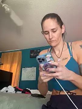 lolabunny9 on StripChat 
