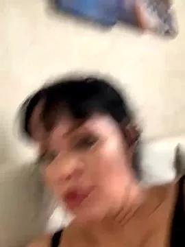 Lolaley2 on StripChat 