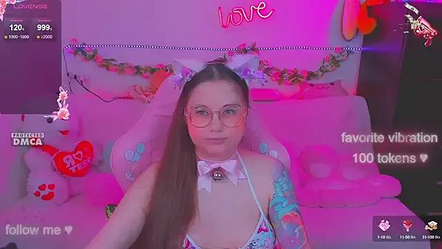 Lolisuccub on StripChat 