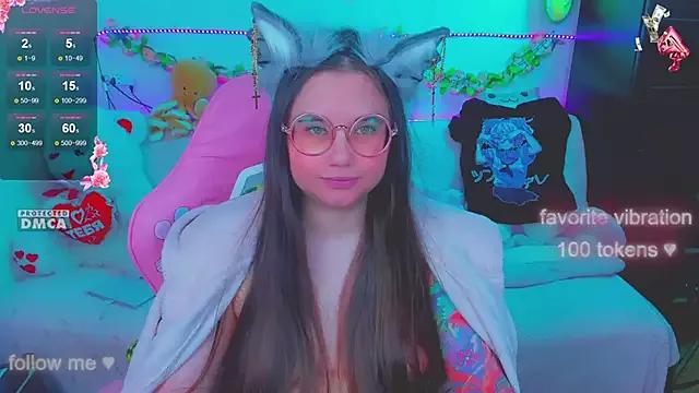 Lolisuccub on StripChat 