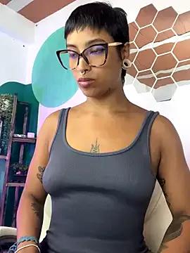 LollaByer on StripChat 
