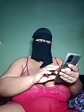 Loly_mor on StripChat 