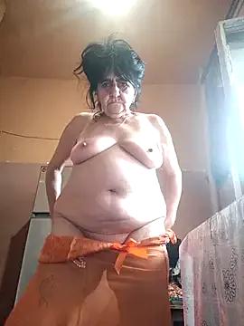Lovely_Lori — show pussy