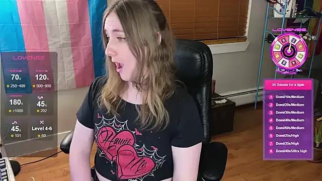 luluvaladon on StripChat 