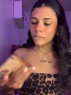 luluzinhax on StripChat