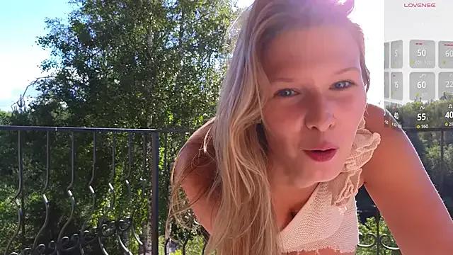 luna_joy_ — touch pussy close in doggy+cream on butt