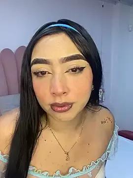 LunaRossy on StripChat