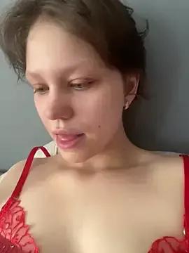 Lunliss on StripChat 