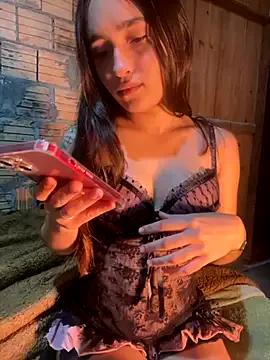 LyaOfficial on StripChat