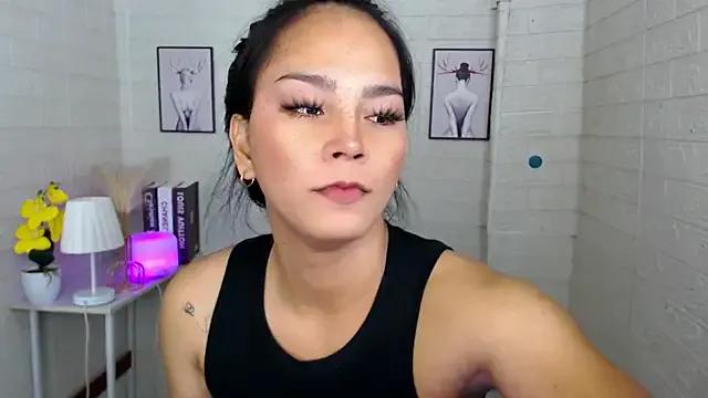 LylianaGirlx on StripChat 